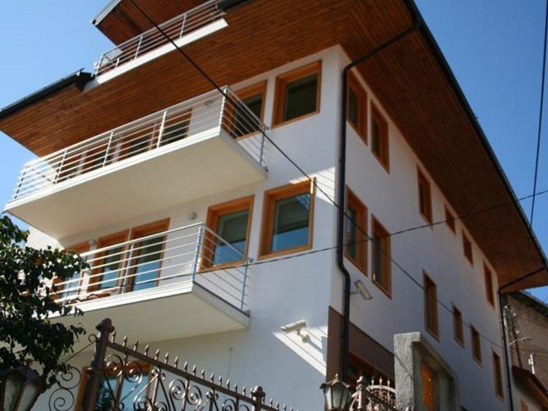 Guest house Villa Una 2*