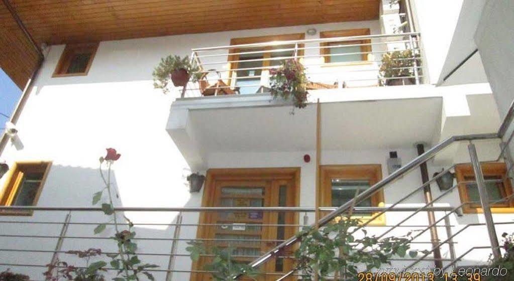 Guest house Villa Una 2*