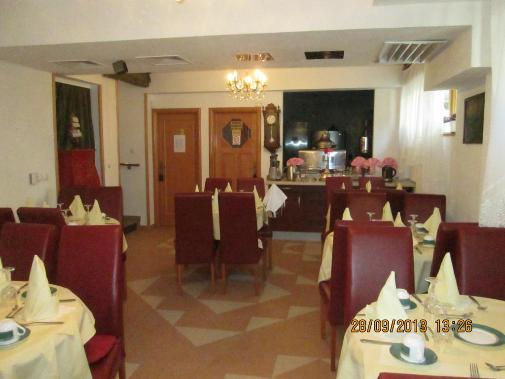 Guest house Villa Una 2*